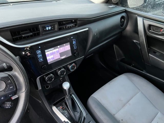 2019 Toyota Corolla L 12