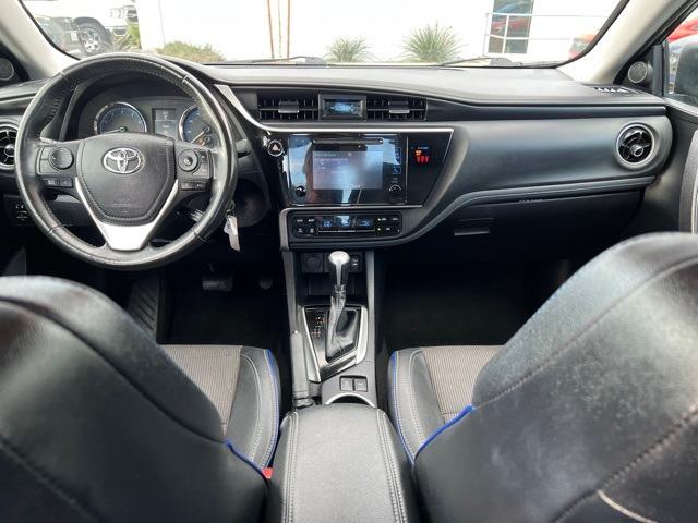 2019 Toyota Corolla SE 13