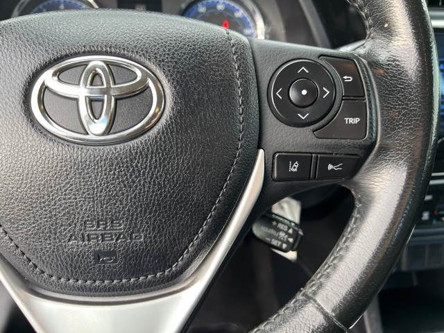 2019 Toyota Corolla SE 41