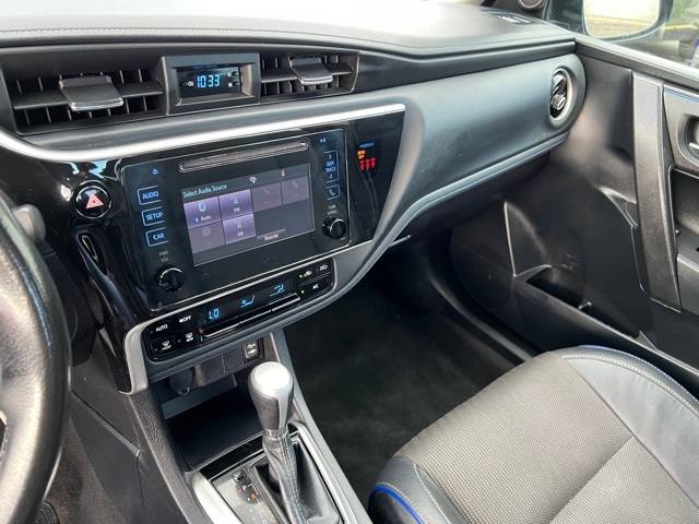 2019 Toyota Corolla SE 42