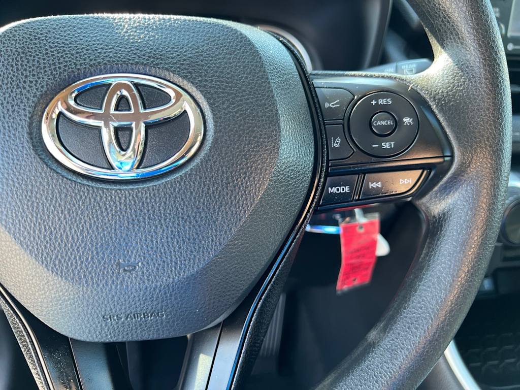 Thumbnail: 2021 Toyota RAV4 - 41