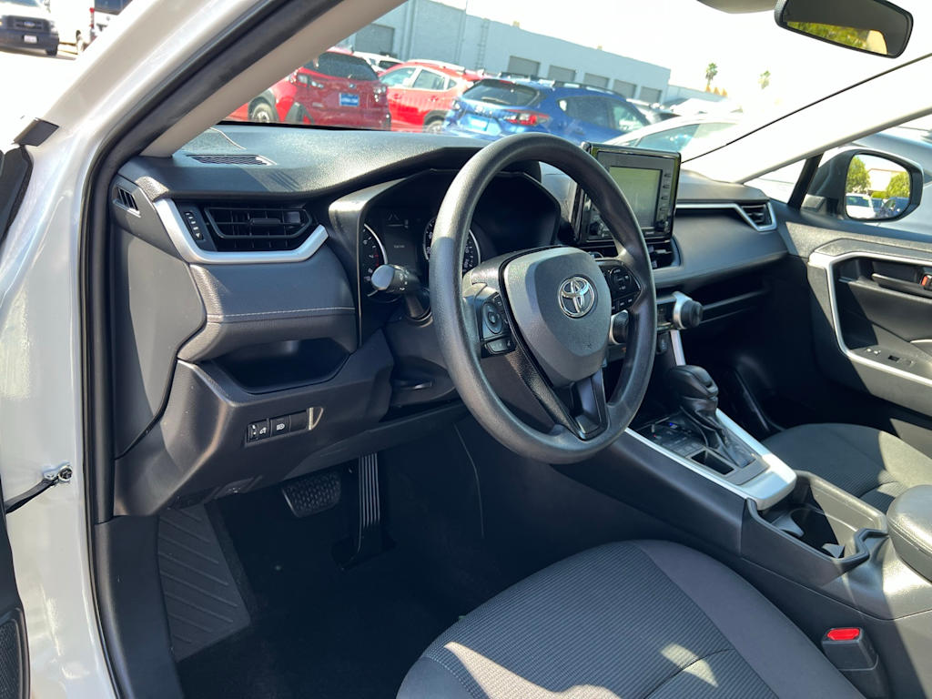 Thumbnail: 2021 Toyota RAV4 - 2