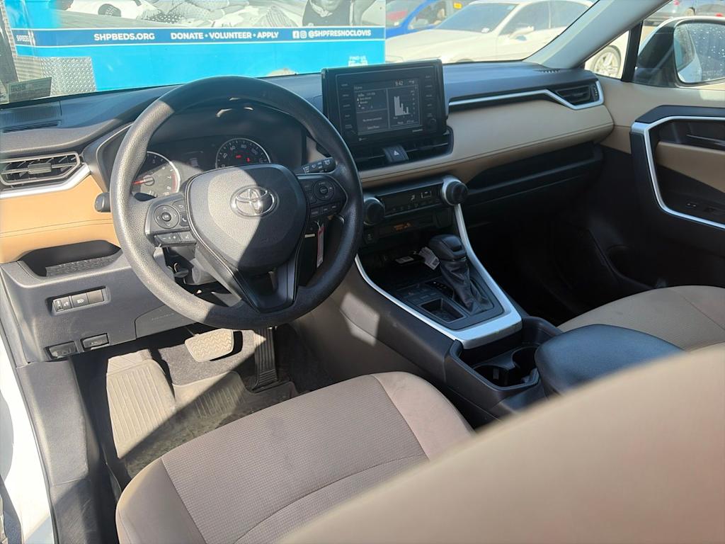 Thumbnail: 2020 Toyota RAV4 - 2