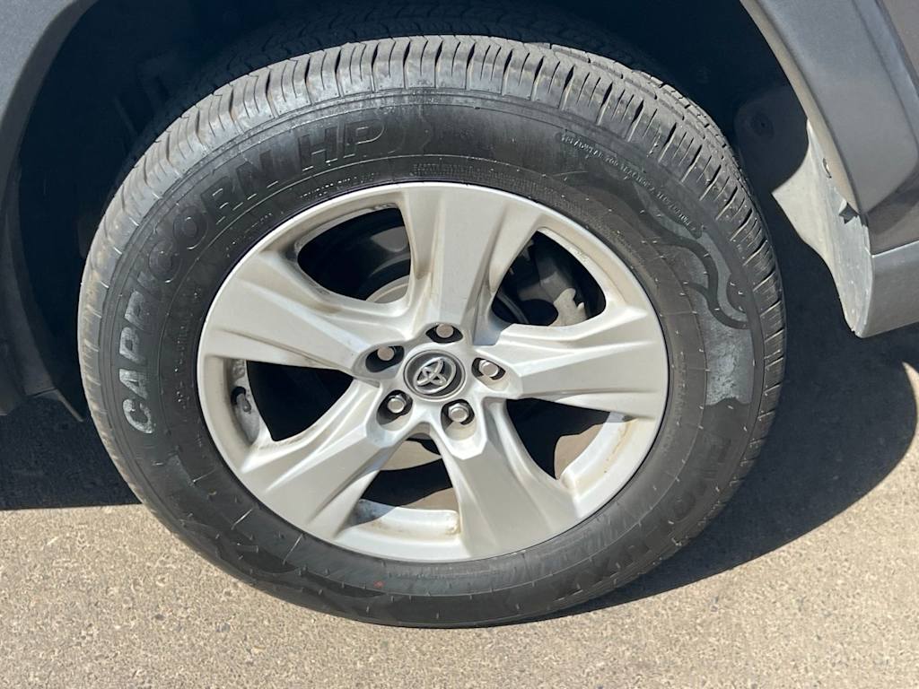 Thumbnail: 2021 Toyota RAV4 - 28