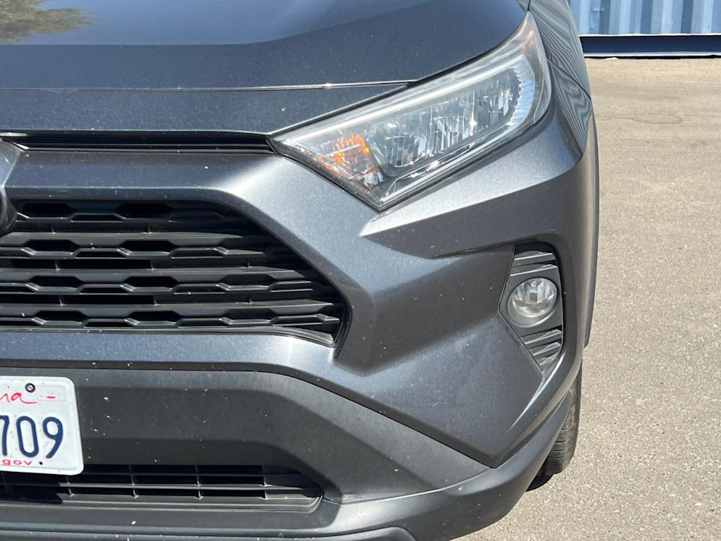 Thumbnail: 2021 Toyota RAV4 - 19