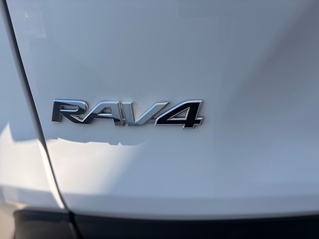 Thumbnail: 2024 Toyota RAV4 - 24