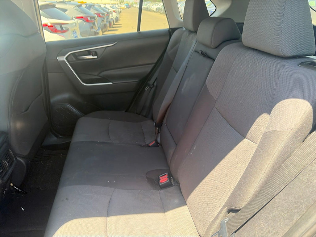 Thumbnail: 2019 Toyota RAV4 - 29