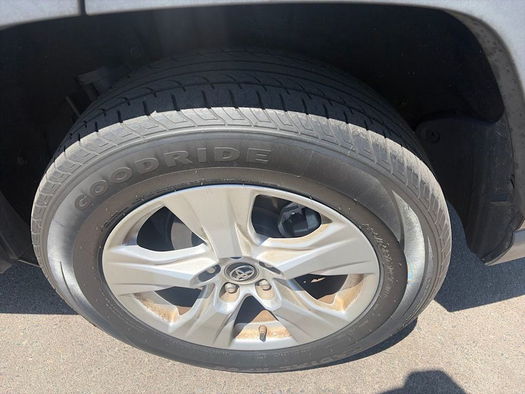 Thumbnail: 2019 Toyota RAV4 - 26