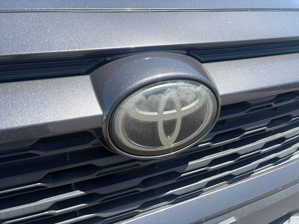 Thumbnail: 2019 Toyota RAV4 - 5