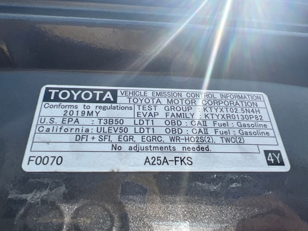 Thumbnail: 2019 Toyota RAV4 - 31
