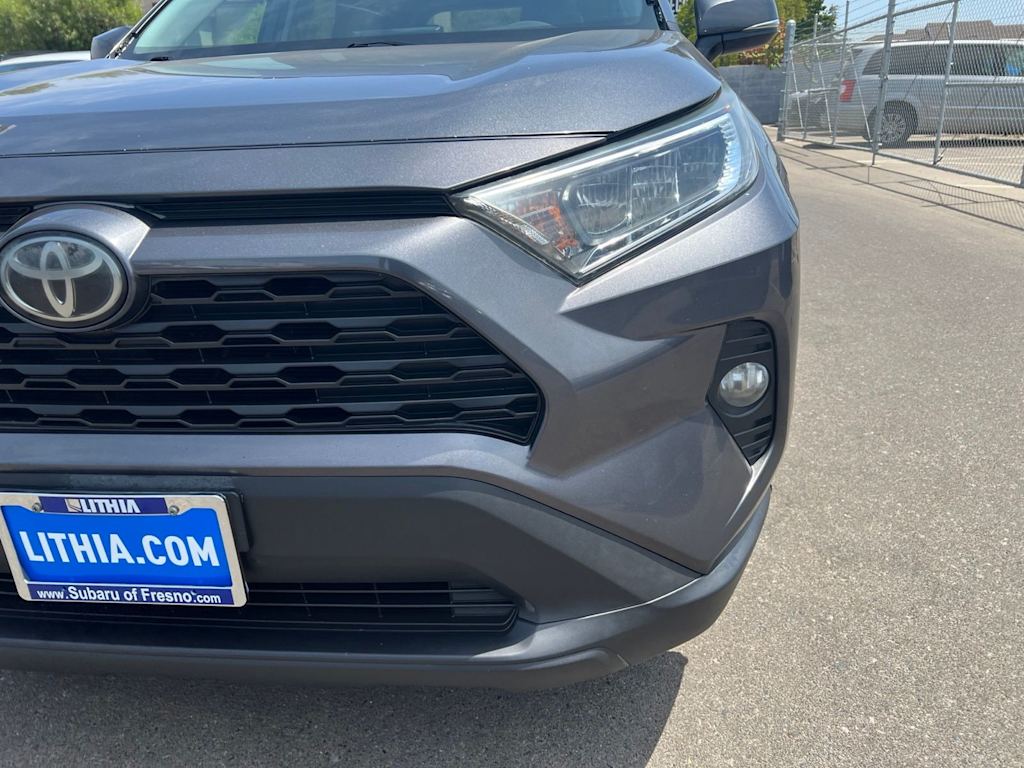 Thumbnail: 2019 Toyota RAV4 - 21
