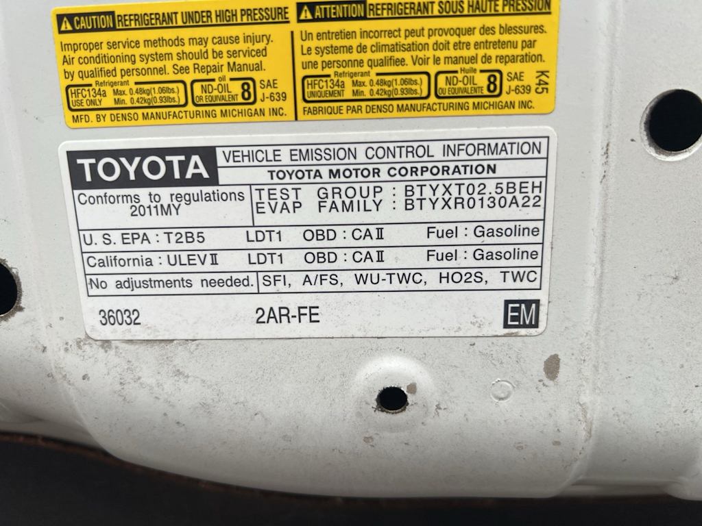 Thumbnail: 2011 Toyota RAV4 - 15