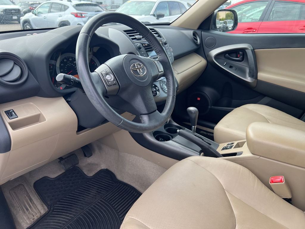 Thumbnail: 2011 Toyota RAV4 - 7