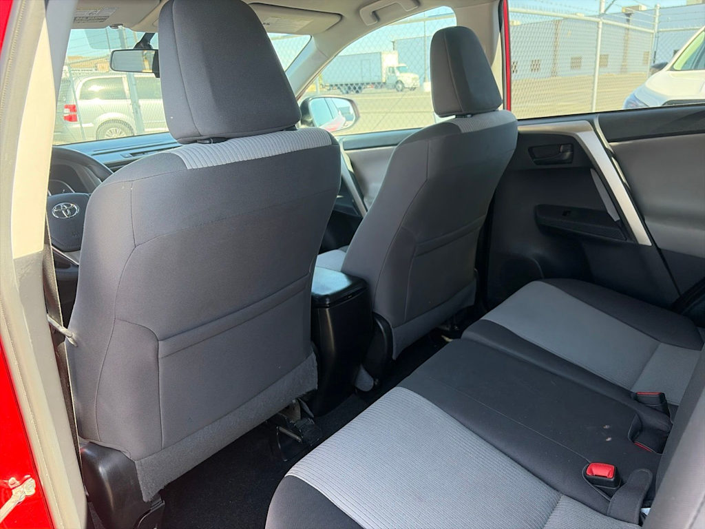 Thumbnail: 2014 Toyota RAV4 - 10