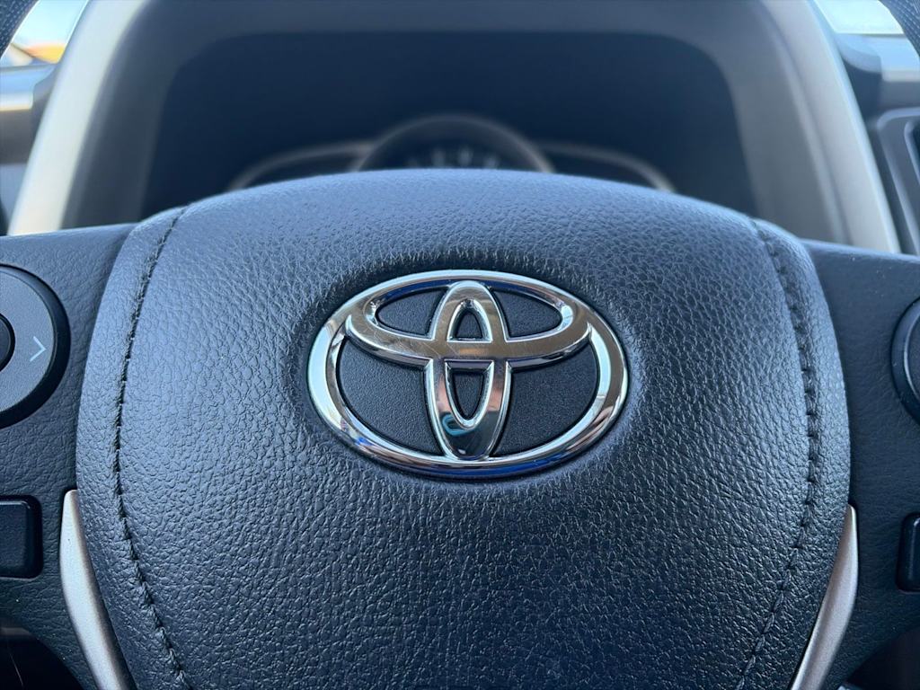 Thumbnail: 2014 Toyota RAV4 - 40