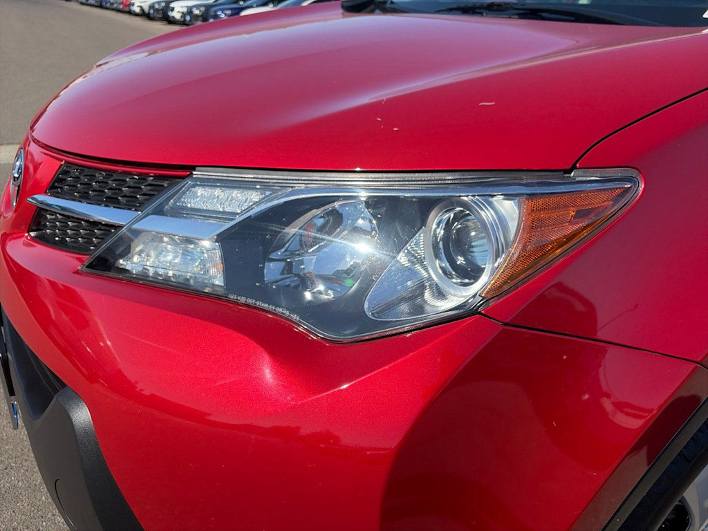 Thumbnail: 2014 Toyota RAV4 - 21