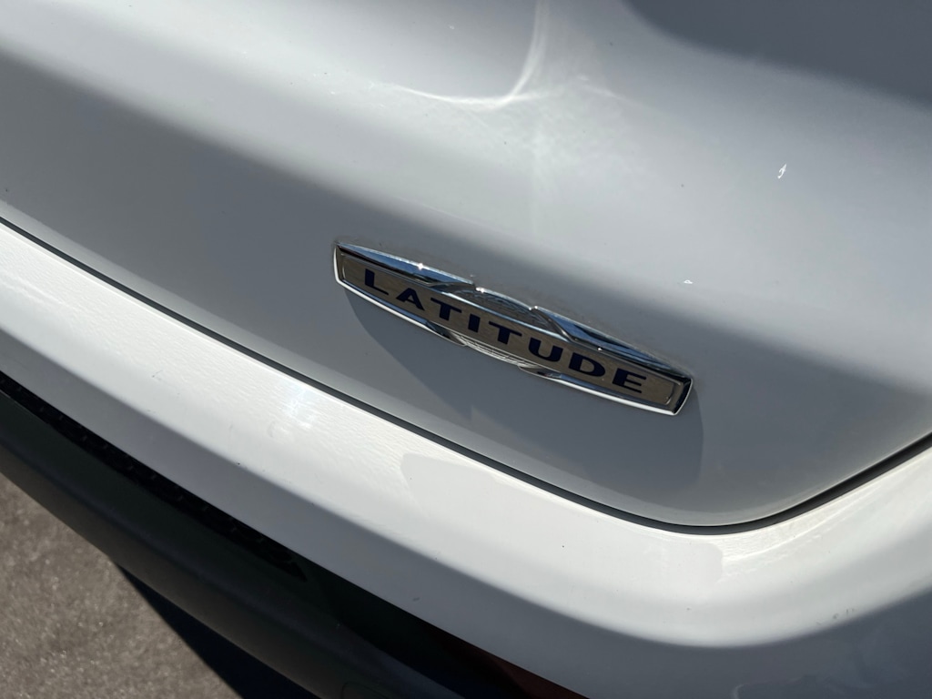 Thumbnail: 2019 Jeep Compass - 22