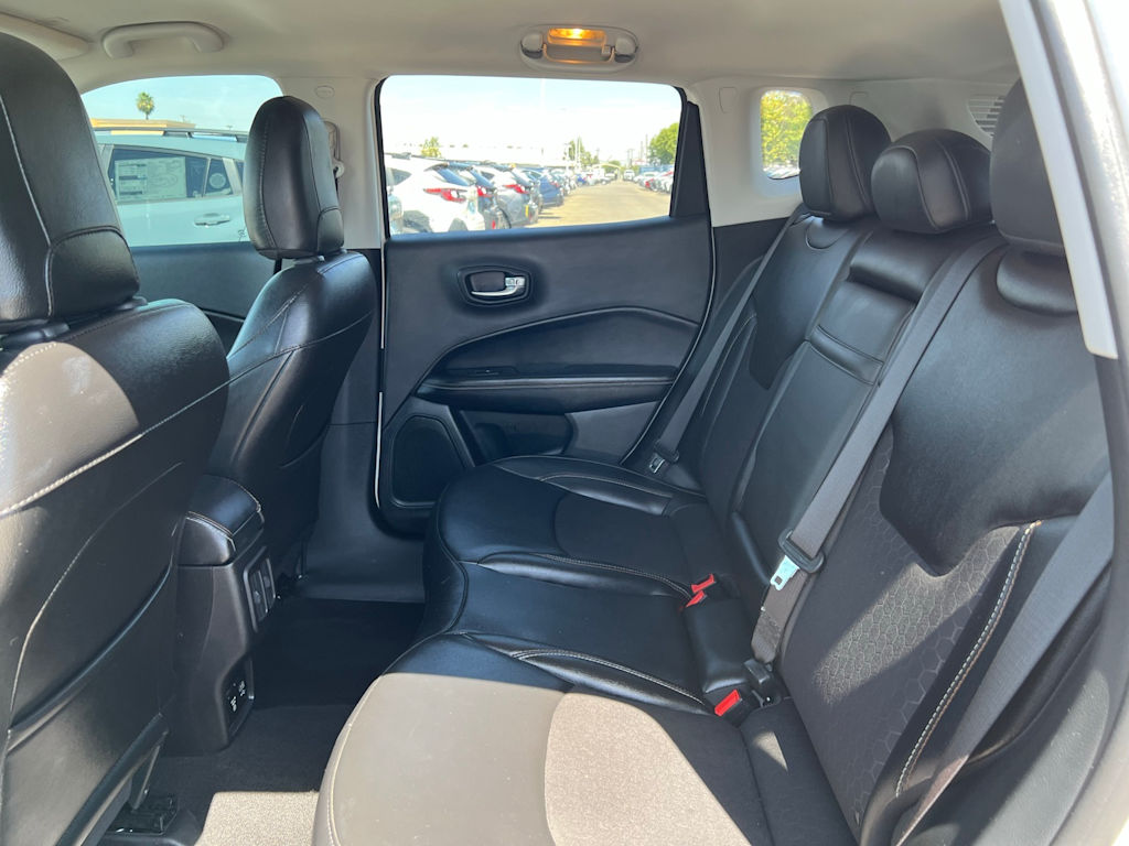 Thumbnail: 2019 Jeep Compass - 28