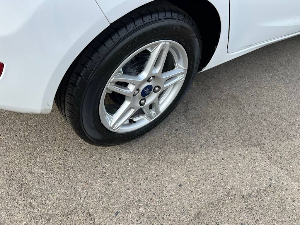 Thumbnail: 2018 Ford Fiesta - 30