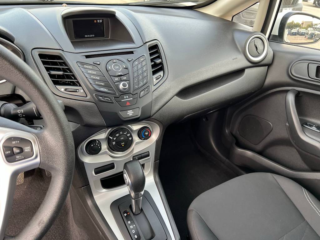 Thumbnail: 2018 Ford Fiesta - 41