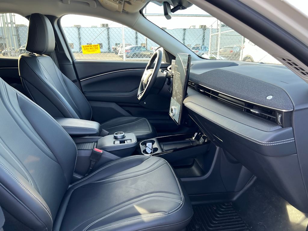 Thumbnail: 2024 Ford Mustang Mach-E - 29