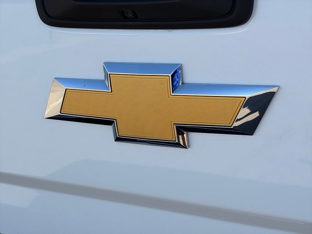 Thumbnail: 2016 Chevrolet Silverado 1500 - 24