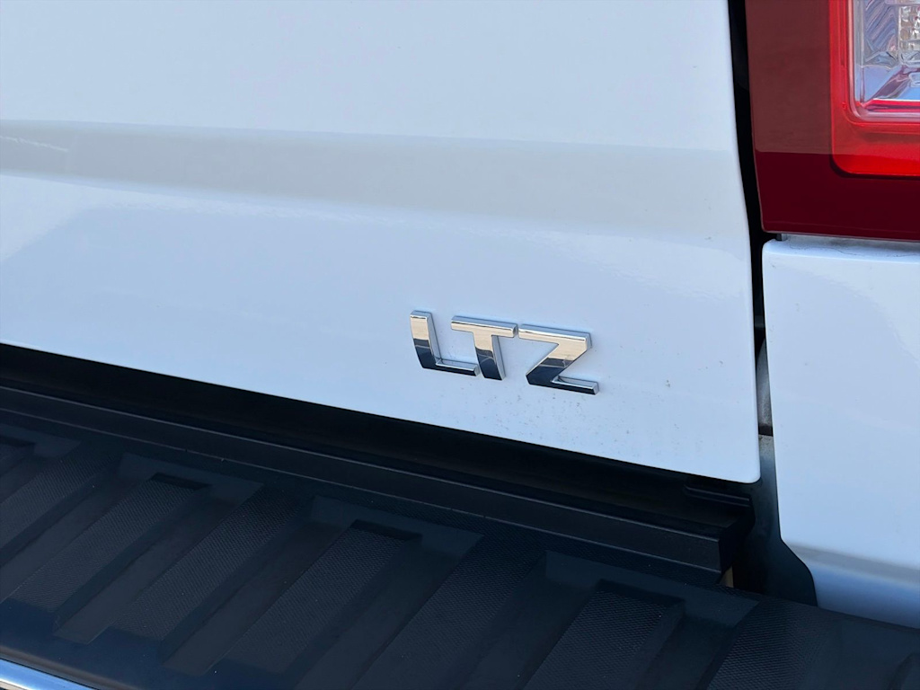 Thumbnail: 2016 Chevrolet Silverado 1500 - 6