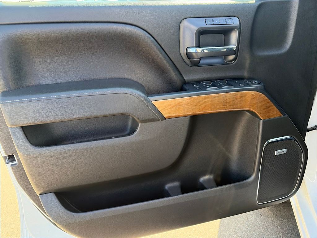 Thumbnail: 2016 Chevrolet Silverado 1500 - 31