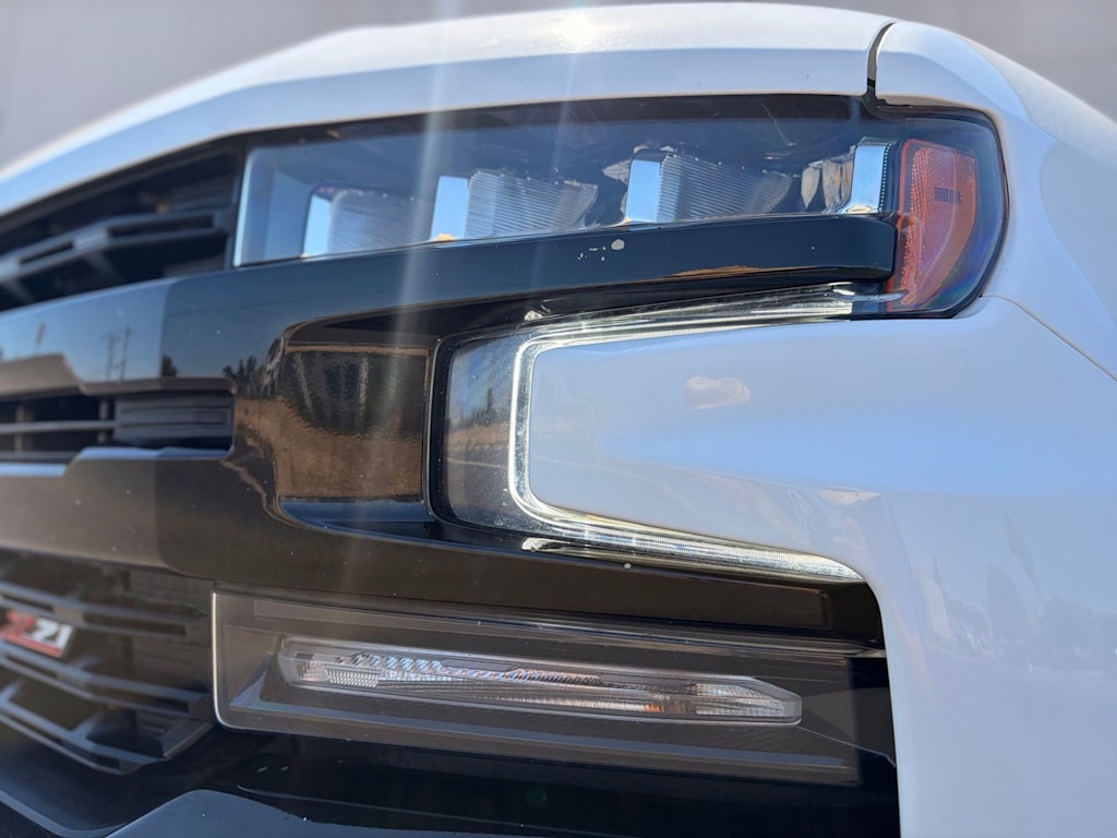Thumbnail: 2021 Chevrolet Silverado 1500 - 16