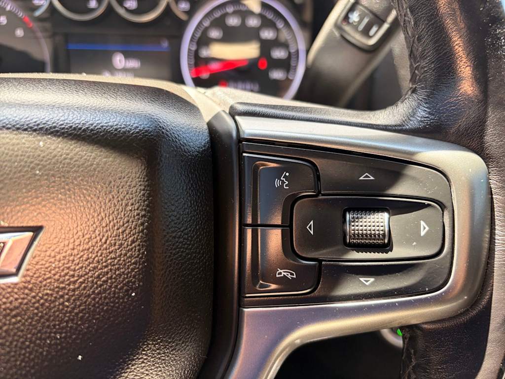 Thumbnail: 2021 Chevrolet Silverado 1500 - 38