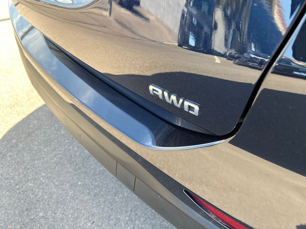 Thumbnail: 2020 Chevrolet Equinox - 22