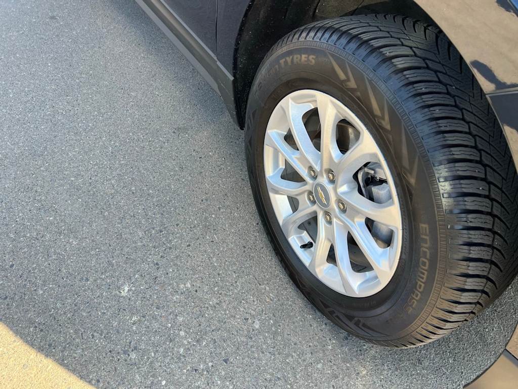 Thumbnail: 2020 Chevrolet Equinox - 34