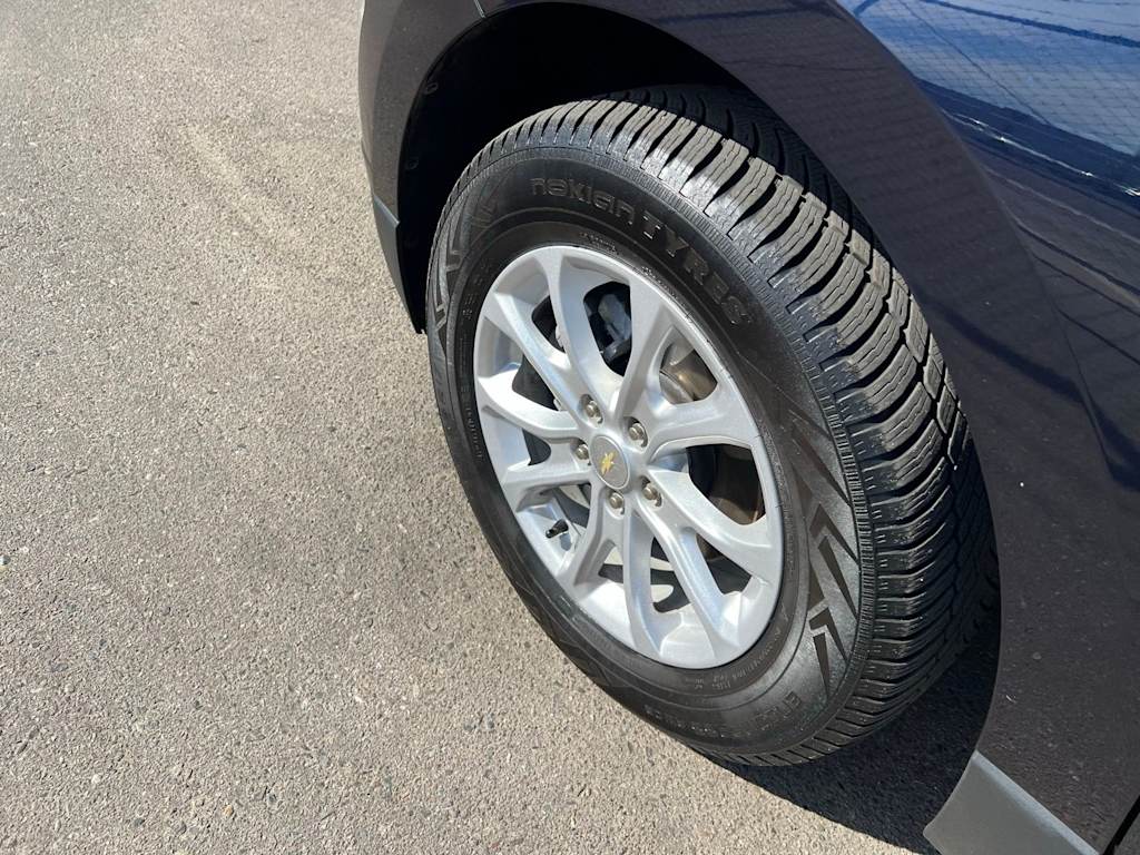 Thumbnail: 2020 Chevrolet Equinox - 8