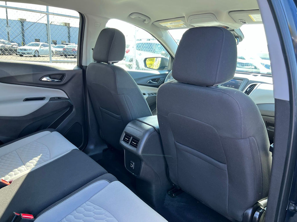 Thumbnail: 2020 Chevrolet Equinox - 31