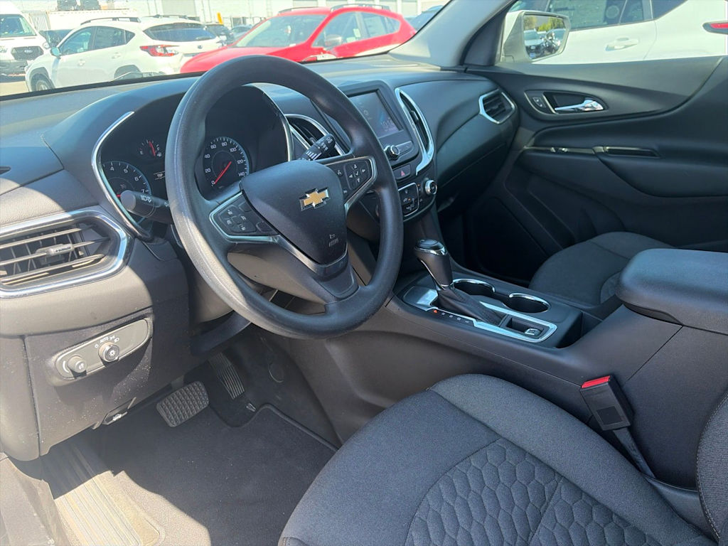 Thumbnail: 2018 Chevrolet Equinox - 6