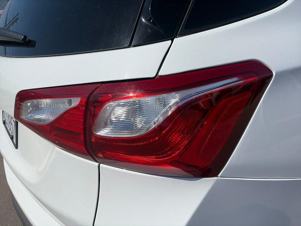 Thumbnail: 2018 Chevrolet Equinox - 20