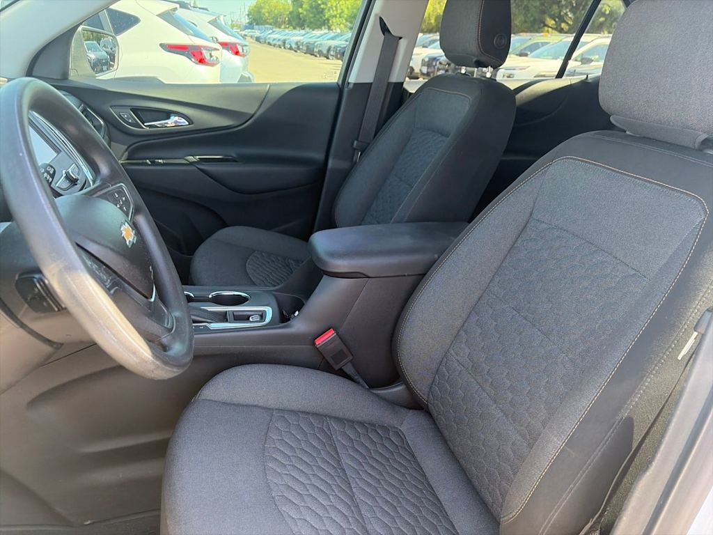 Thumbnail: 2018 Chevrolet Equinox - 29