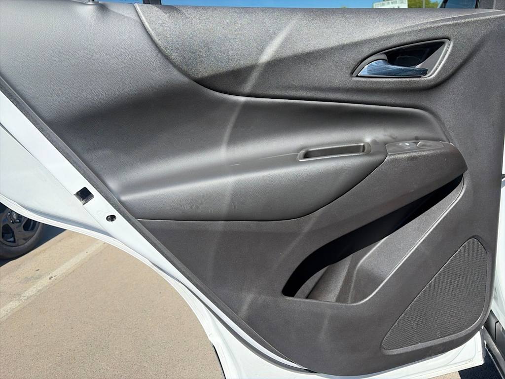 Thumbnail: 2018 Chevrolet Equinox - 28