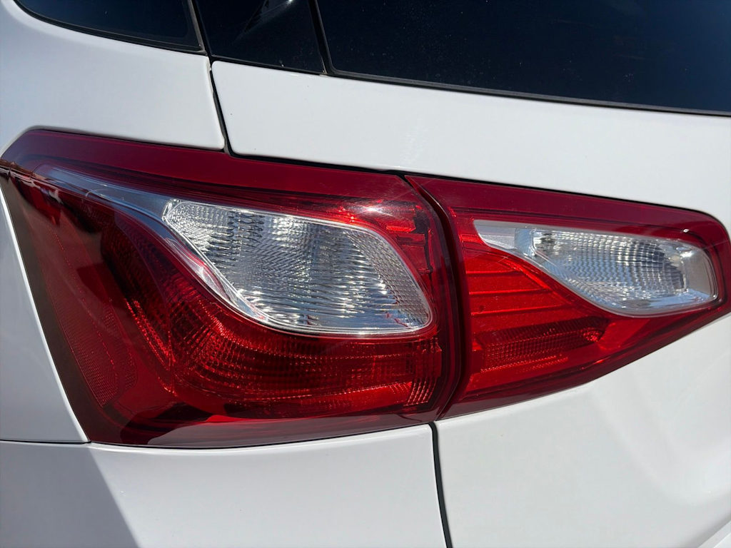 Thumbnail: 2018 Chevrolet Equinox - 26