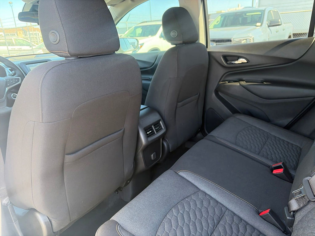 Thumbnail: 2018 Chevrolet Equinox - 10