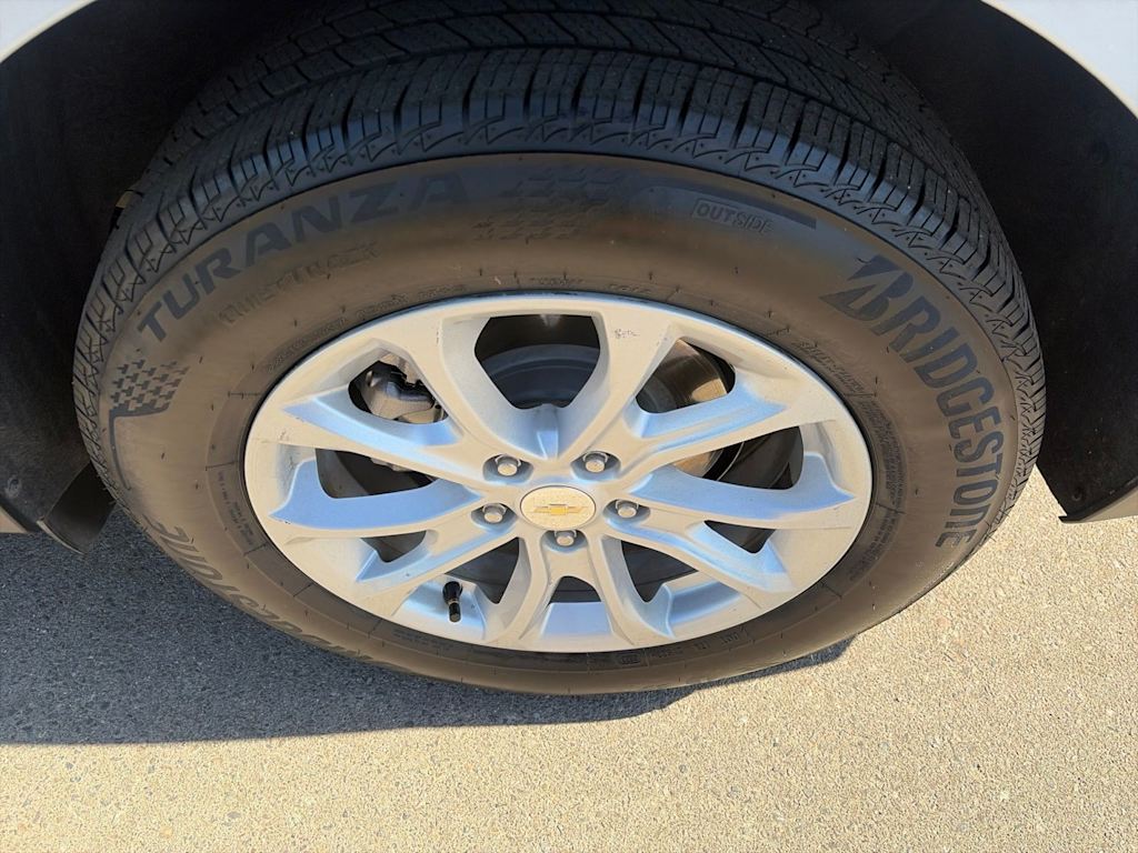 Thumbnail: 2018 Chevrolet Equinox - 27