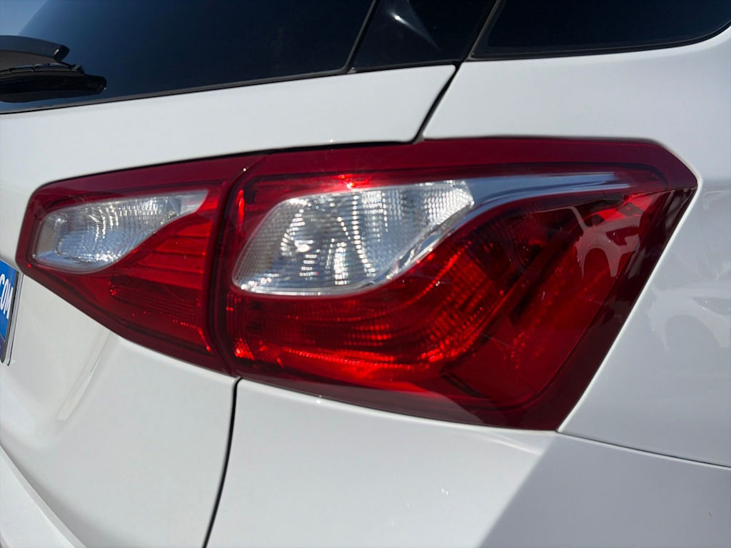 Thumbnail: 2018 Chevrolet Equinox - 23