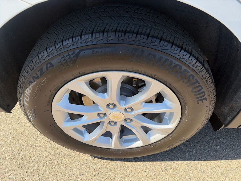 Thumbnail: 2018 Chevrolet Equinox - 22