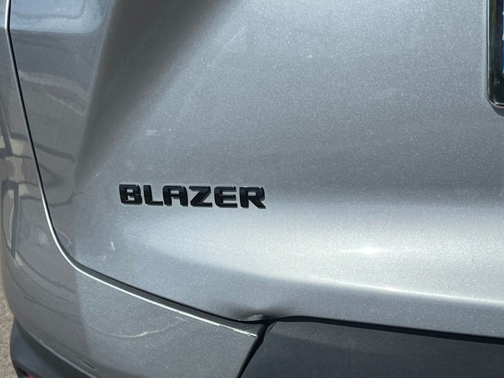 Thumbnail: 2023 Chevrolet Blazer - 23