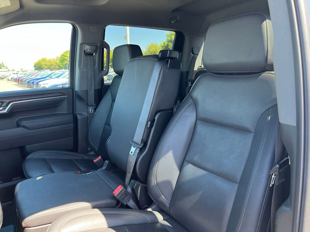 Thumbnail: 2025 GMC Sierra 1500 - 32