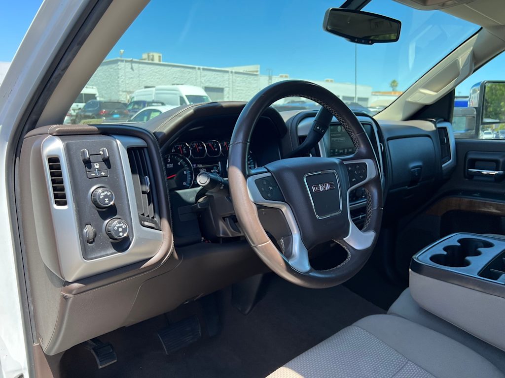 Image 3 of 2018 GMC Sierra 1500