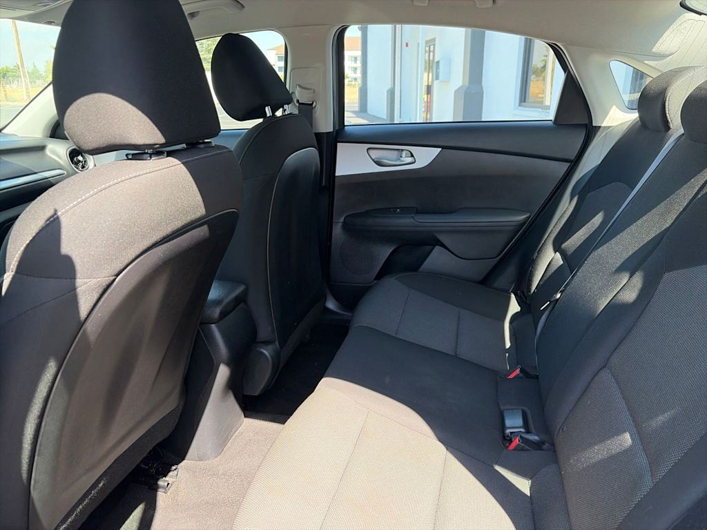 Thumbnail: 2024 Kia Forte - 31