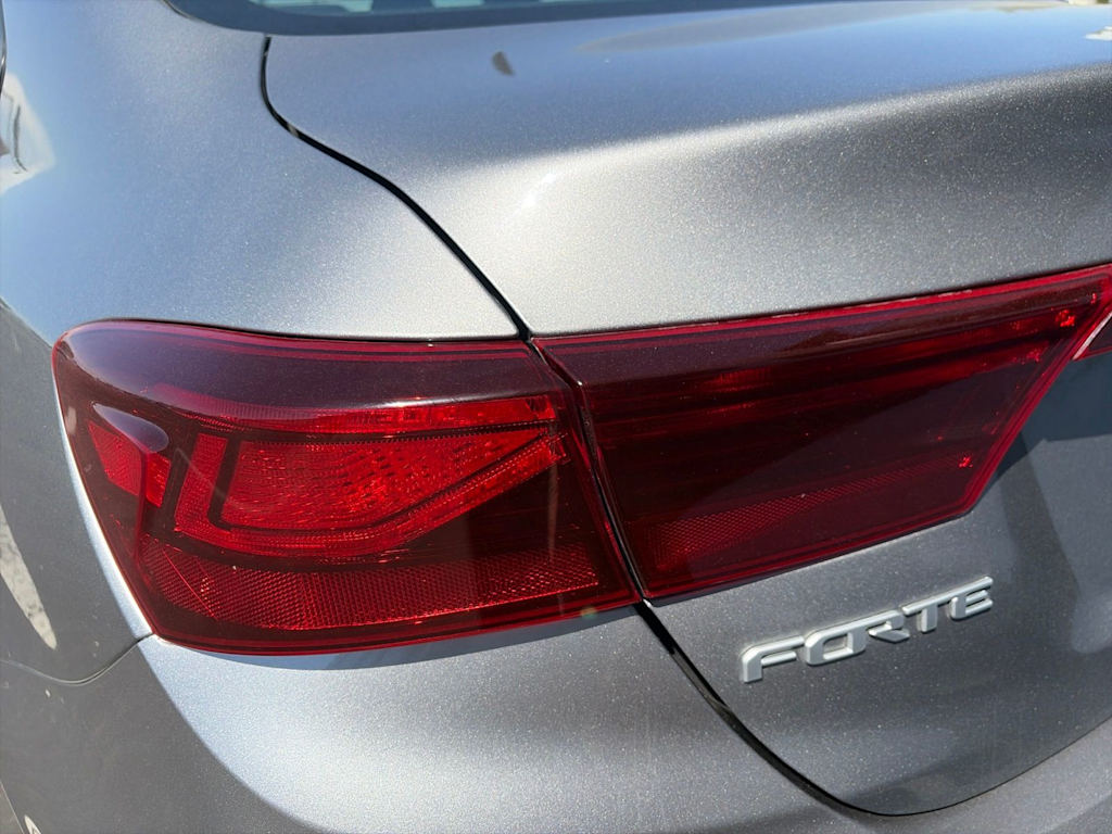 Thumbnail: 2024 Kia Forte - 25