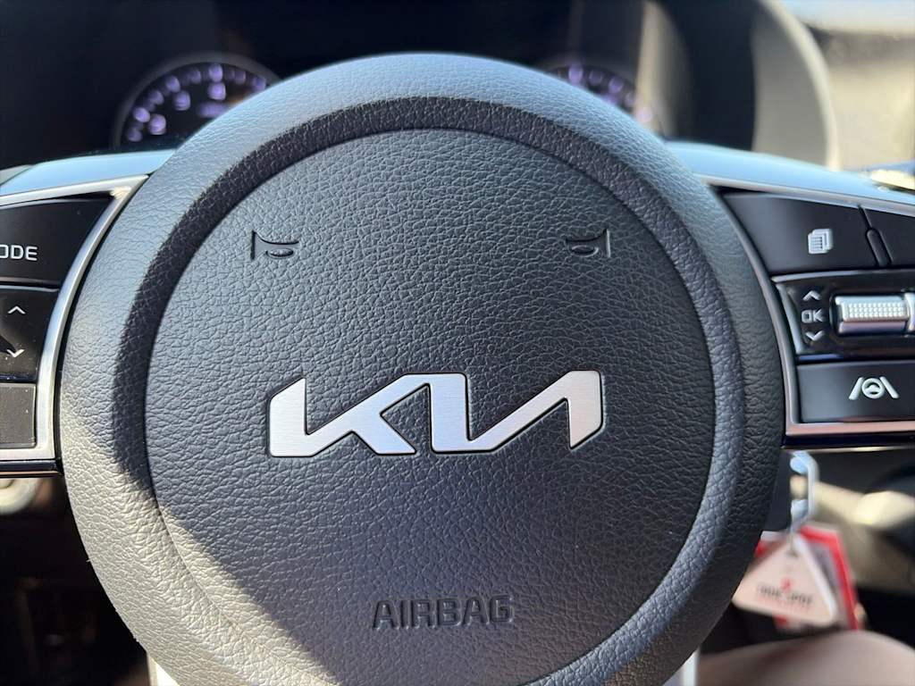 Thumbnail: 2024 Kia Forte - 43