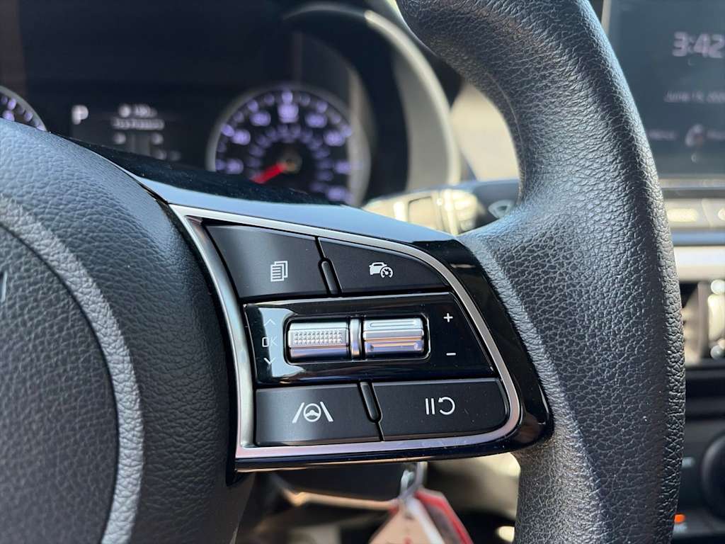 Thumbnail: 2024 Kia Forte - 42